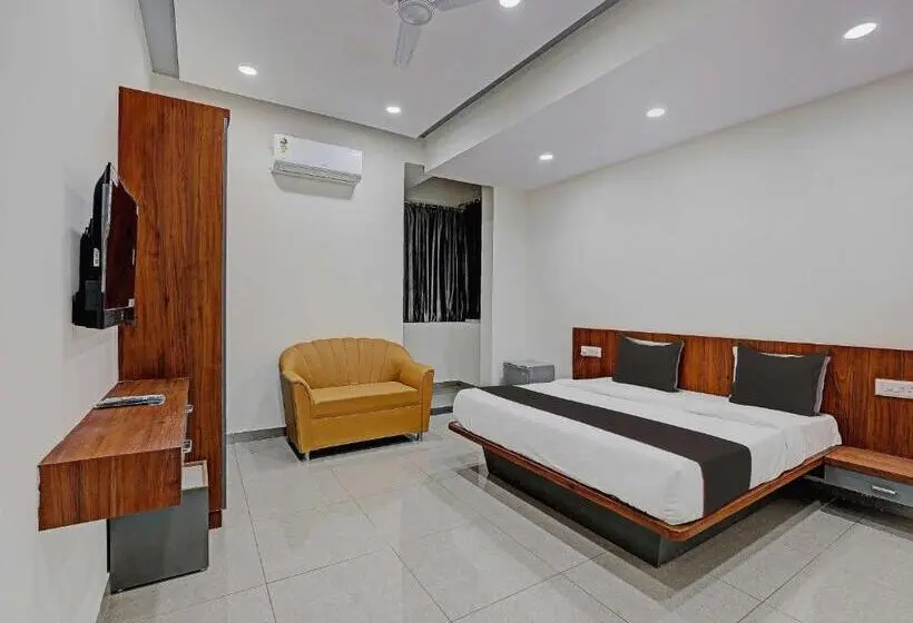 ホテル Collection O Kanha Inn