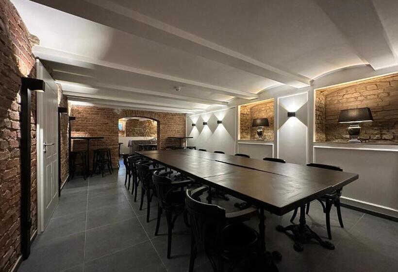 Отель Markt 5 Inmitten Der Lübbecker Altstadt, Kostenloser Parkplatz Direkt Am