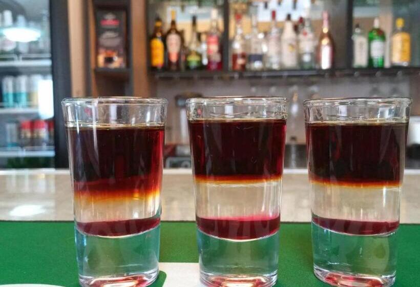 هتل Matholeng Gardens Guesthouse