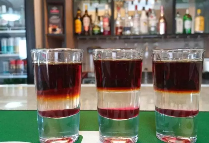 هتل Matholeng Gardens Guesthouse