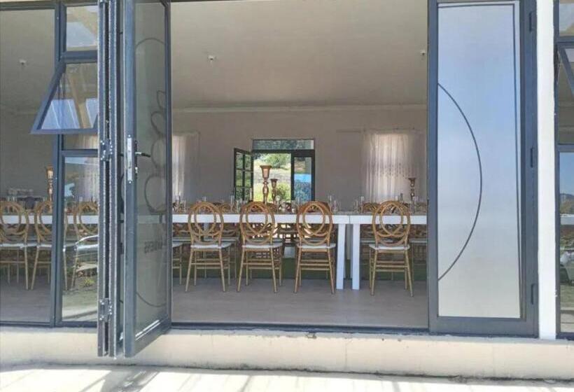 هتل Matholeng Gardens Guesthouse