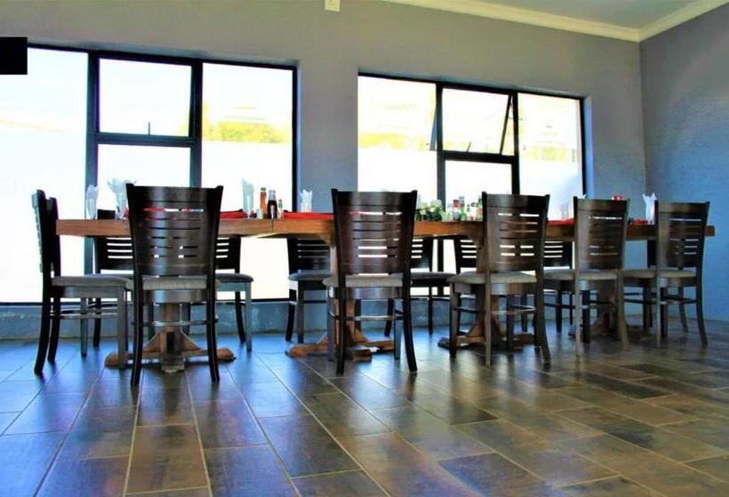 هتل Matholeng Gardens Guesthouse