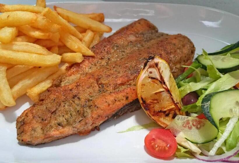 هتل Matholeng Gardens Guesthouse