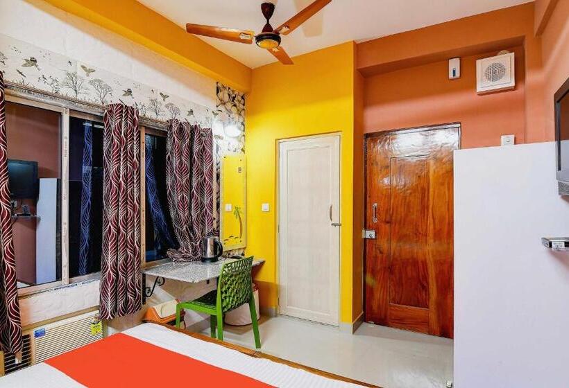 Hotelli Oyo Flagship Metrortel Guest House