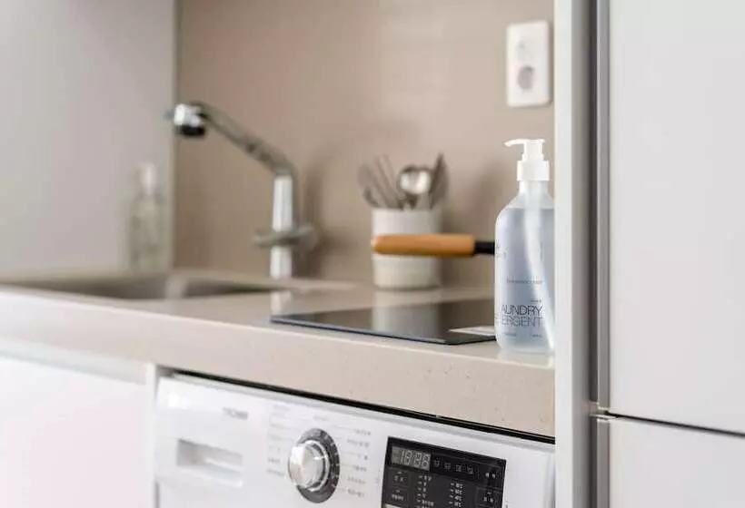 Hotelli Urbanstay Dangjin Terminal