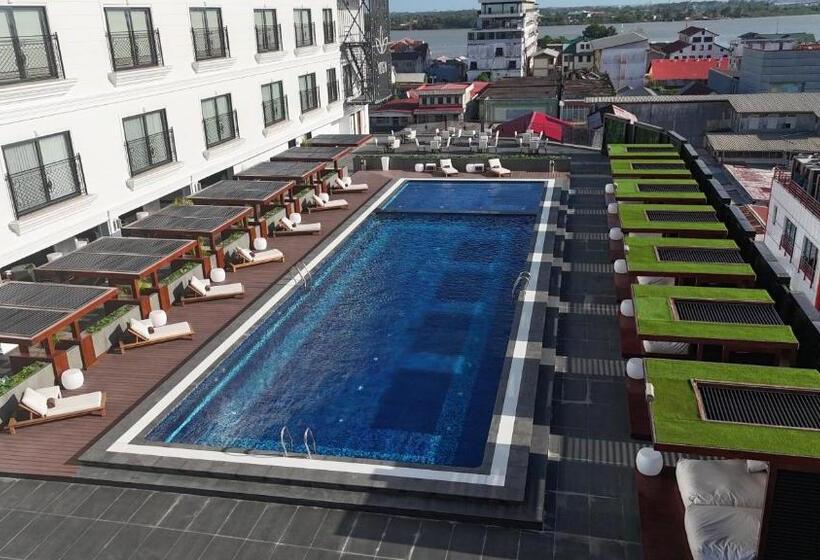 هتل Yogh Hospitality