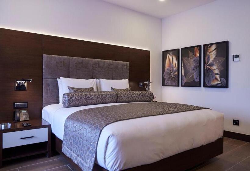 هتل Yogh Hospitality