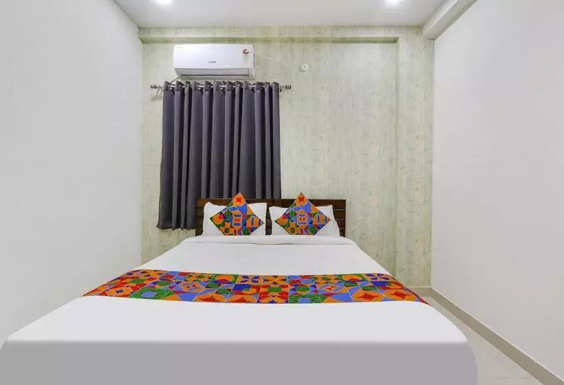 Fabhotel Dream Connect