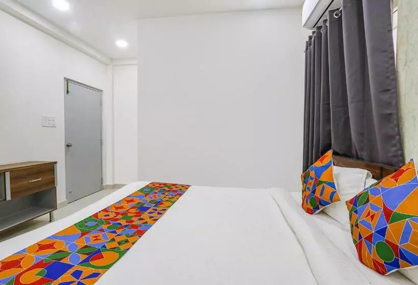 Fabhotel Dream Connect