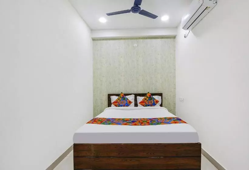 Fabhotel Dream Connect