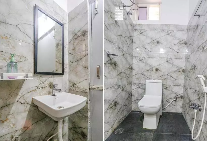 Fabhotel Dream Connect