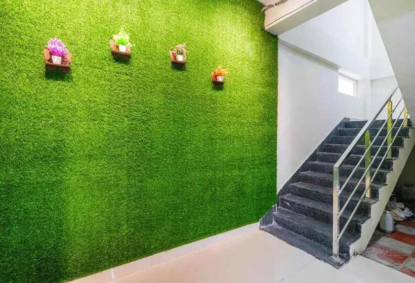 Fabhotel Dream Connect