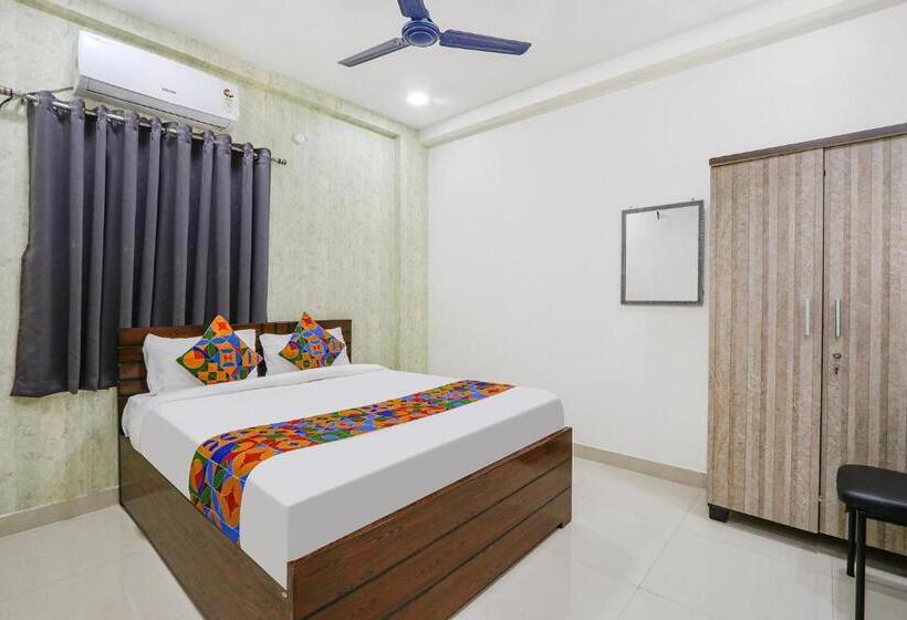 Fabhotel Dream Connect