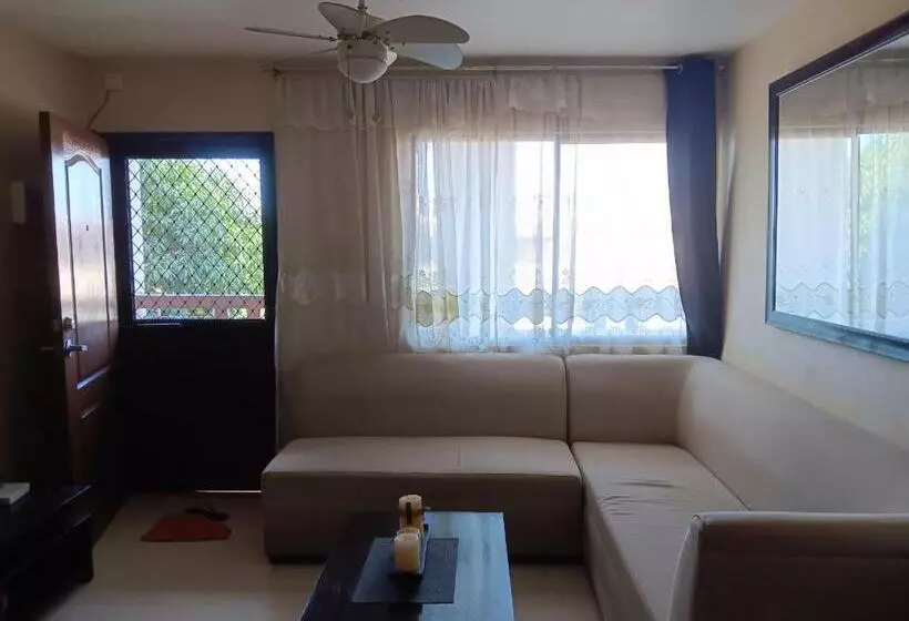 ペンション October Homes, One Oasis Ortigas