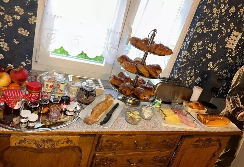 Aamiaismajoitus (B&B) Le Terrier, Chambre D Hôte à Thème Le Sorcier à Lunettes