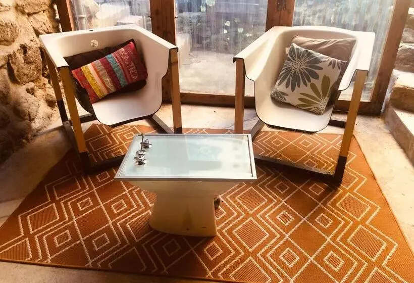 Aamiaismajoitus (B&B) Mas De Troupelas