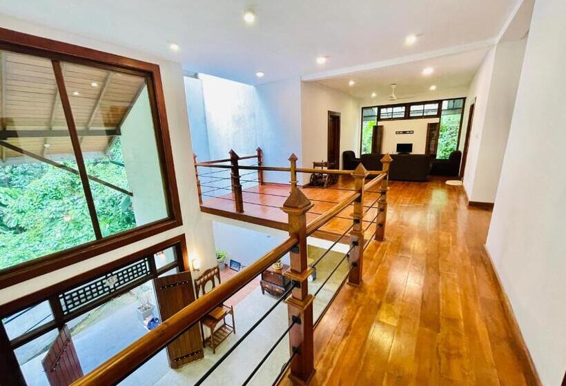 Bed and Breakfast Nature Escape 214