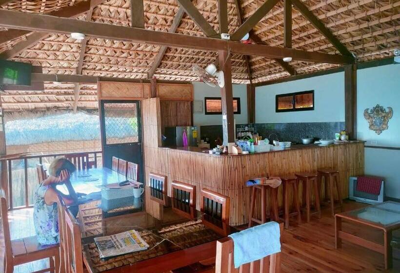 Casa Laca Beach Resort