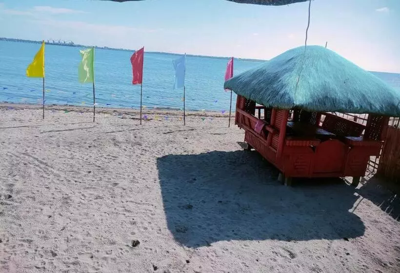 Casa Laca Beach Resort
