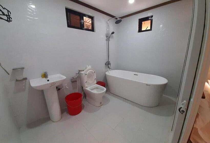 Casa Laca Beach Resort