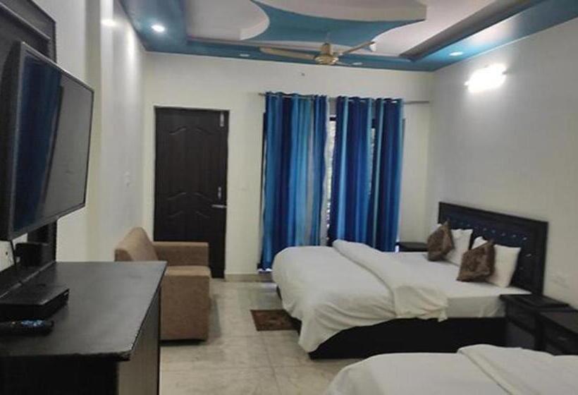 Hotel Aar Kempty Lake Resort