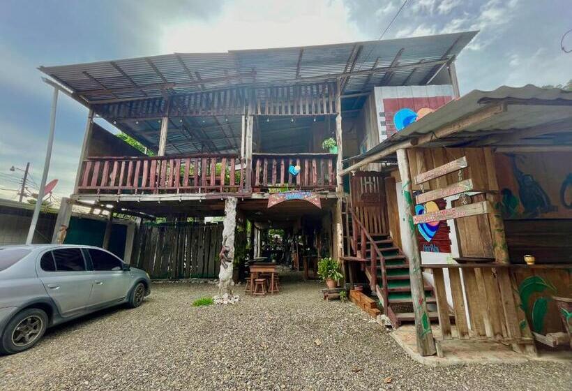 Hostel Rústico Marabi