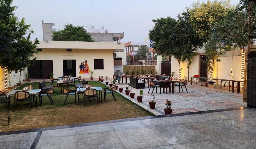 فندق Jai Hari Vilas