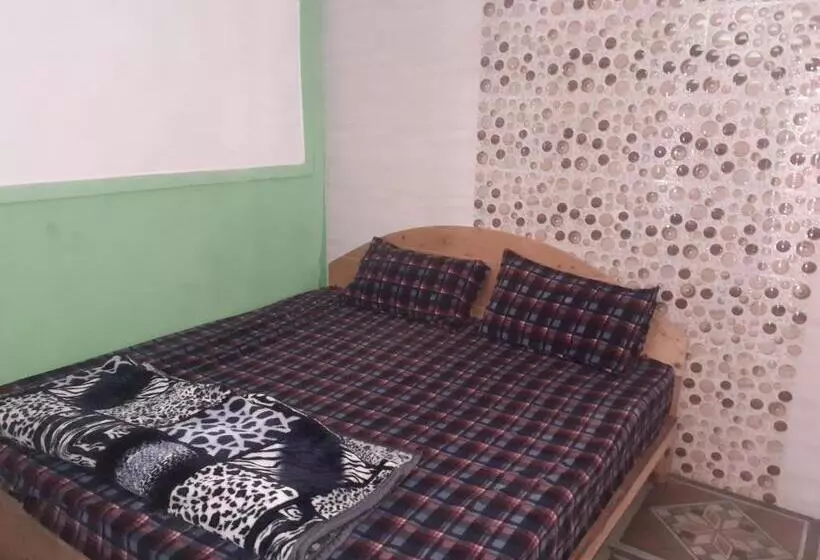 ホテル Kheerganga Heights