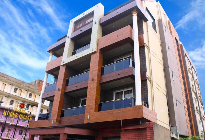 Hotell Kuber Palace