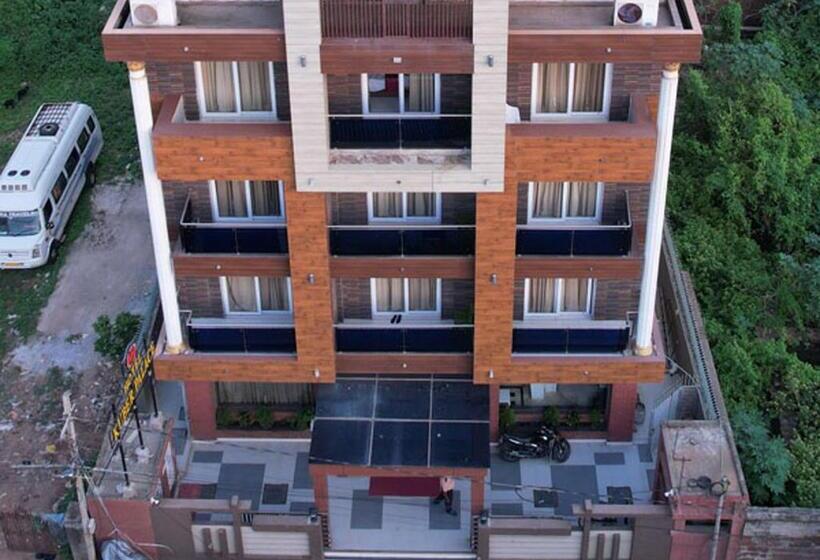 Hotell Kuber Palace