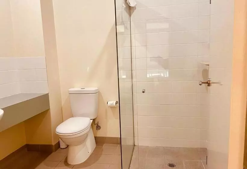 Hotelli Mary Mackillop Heritage Centre