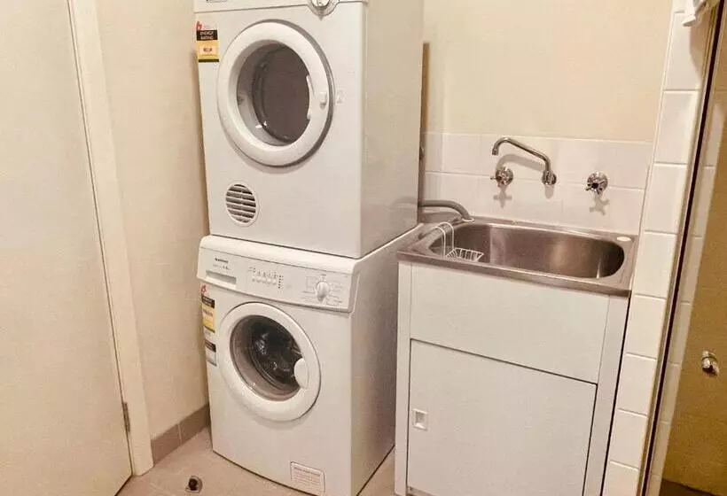 Hotelli Mary Mackillop Heritage Centre