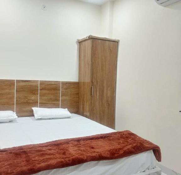 Fabhotel Somnath