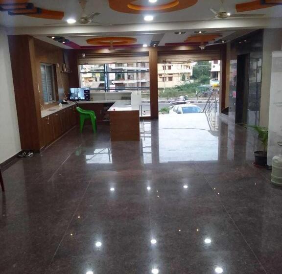 בית מלון כפרי Spot On Aramane Residency