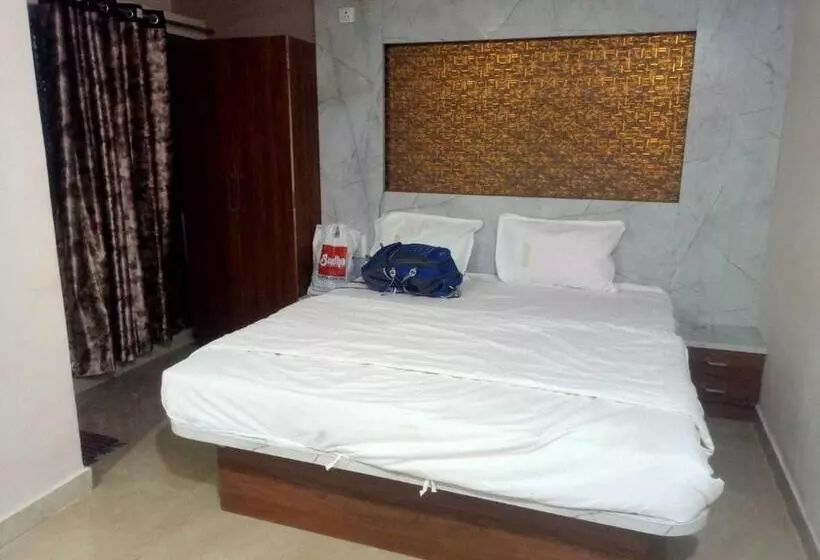 Hotelli Spot On Aramane Residency