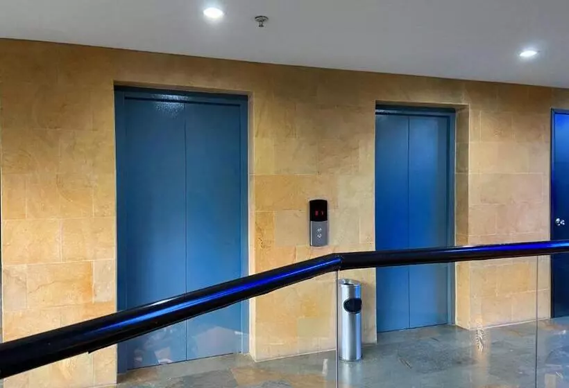 ホテル Suite Estelar   A Pasos Del Aeropuerto