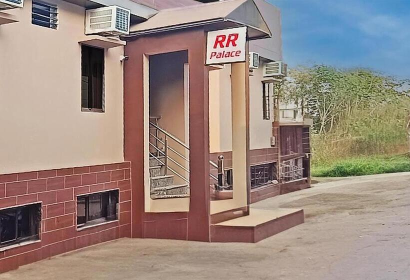 בית מלון כפרי O Royal Regency Palace