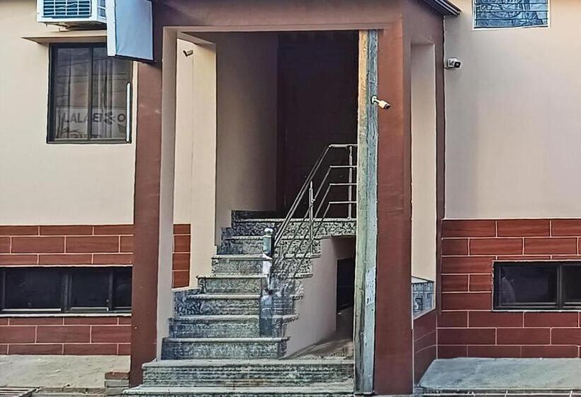 בית מלון כפרי O Royal Regency Palace