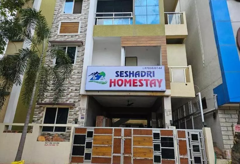 ホテル O Seshadri Homestay
