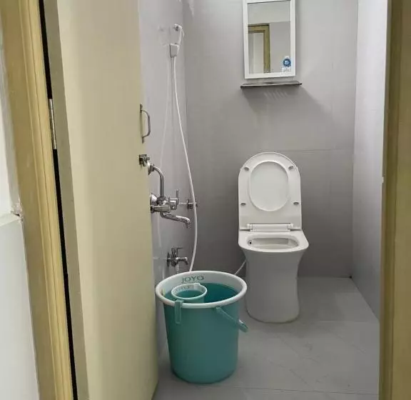 ホテル Vasantham Residenncy And