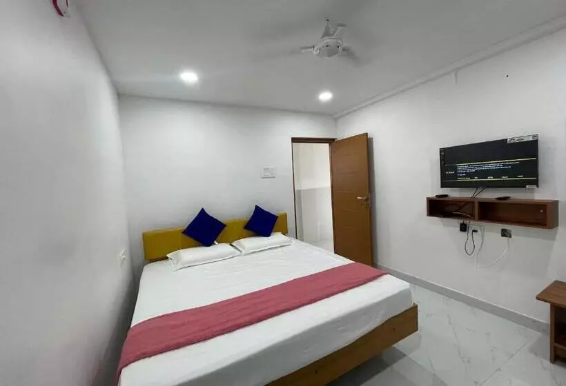 ホテル Vasantham Residenncy And