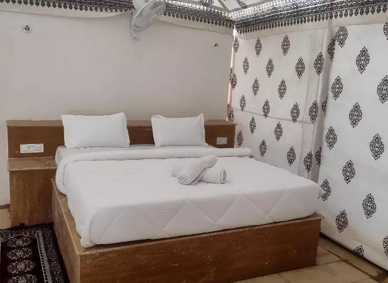 Hotelli Viju Desert Safari
