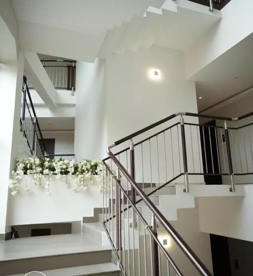 ホテル Wayanad Hill Suite
