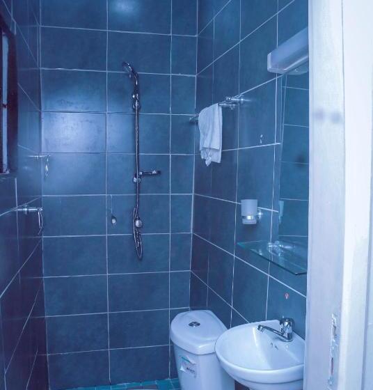 پانسیون Cloudhill