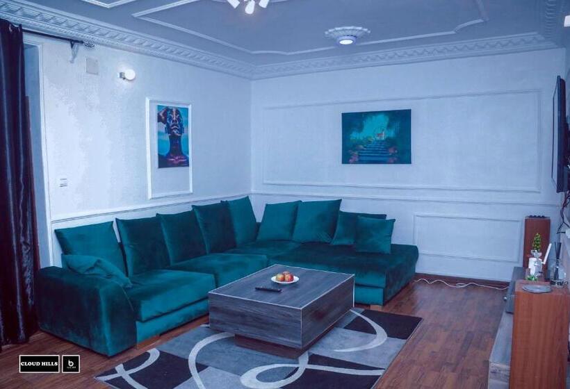 پانسیون Cloudhill