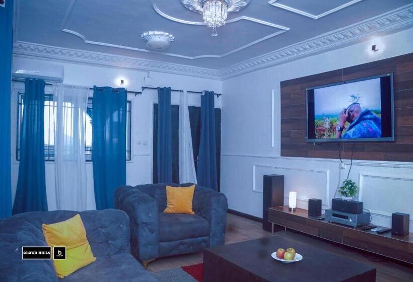 پانسیون Cloudhill