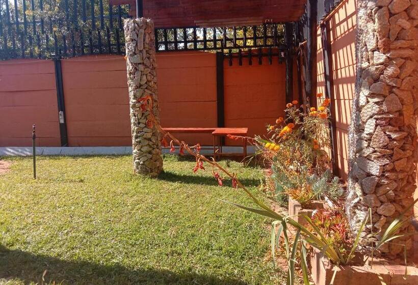 펜션 Evergreen Guest House Westonaria Town