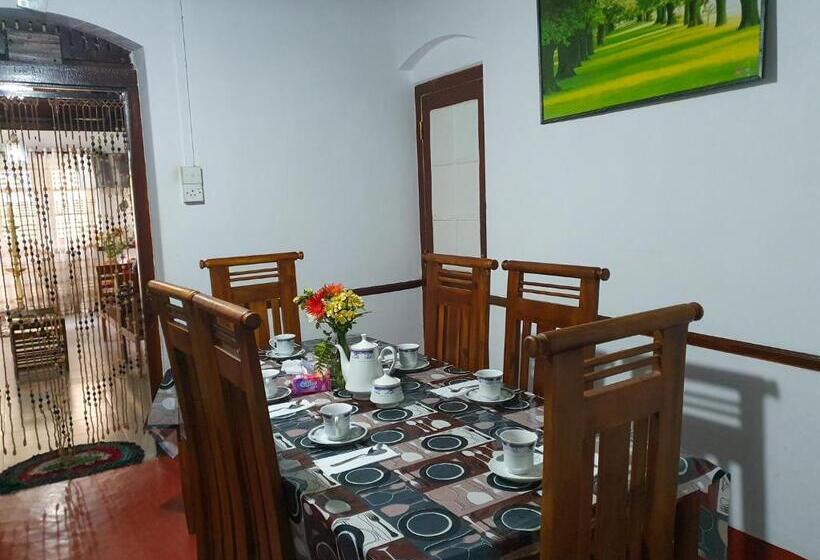 پانسیون Ruchi House