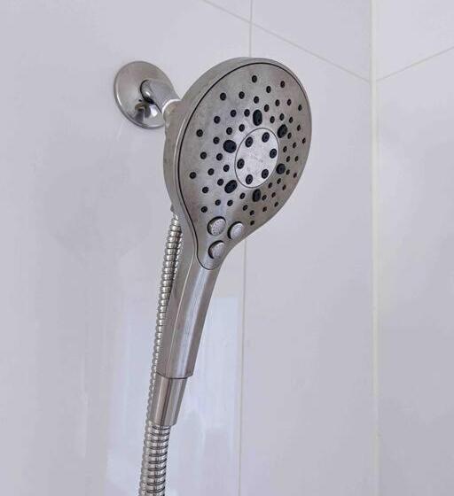 Pansiyon Si & Daniel Home Near Yvr Airport & Skytrain Separate Entry Free Parking