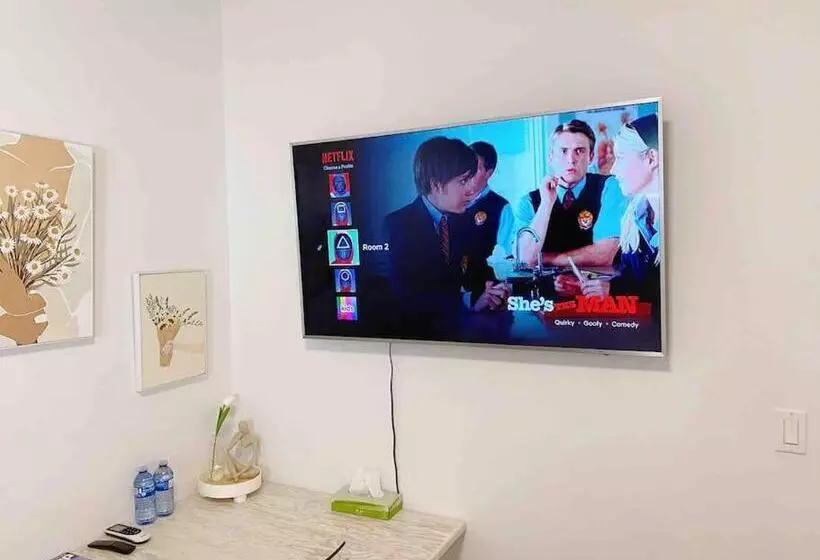 Majatalo Si & Daniel Home Near Yvr Airport & Skytrain Separate Entry Free Parking